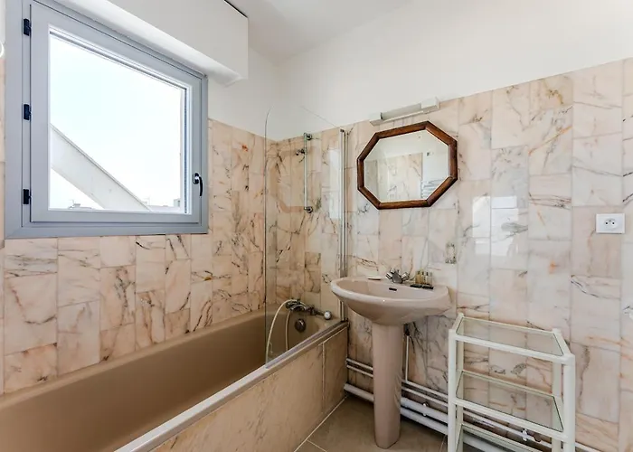 Exceptional Sea View Apartment *